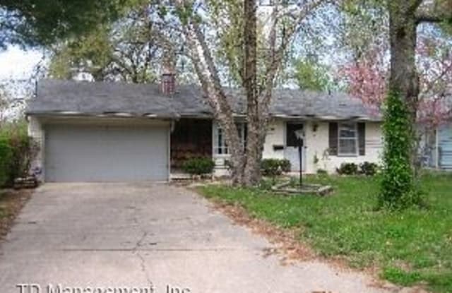 2837 E Monroe Terr - 2837 East Monroe Terrace, Springfield, MO 65802