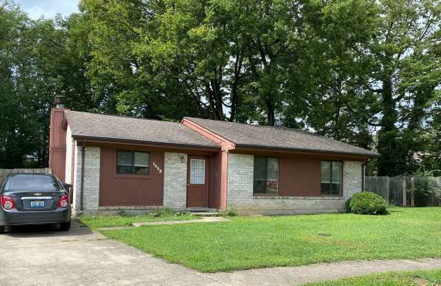 Spacious, All Electric 3 BR House! Fenced Backyard! W/D Hookups, Off-Street Parking