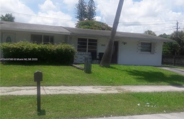 1701 SW 70th Ave - 1701 Southwest 70th Avenue, North Lauderdale, FL 33068