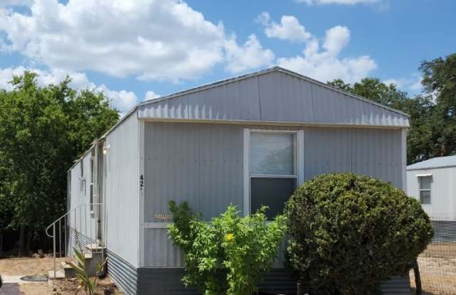 Photo of 421 East Zipp Road