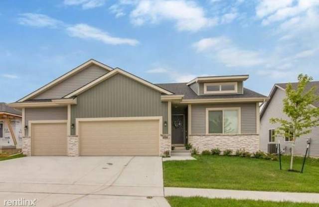 1324 Tuscany Drive SE - 1324 Tuscany Dr SE, Altoona, IA 50009