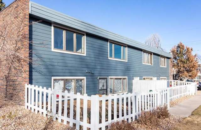 5297 W Center Ave