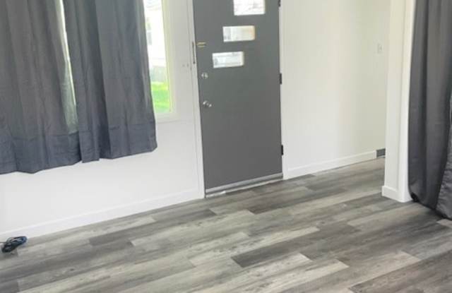 Photo of 1244 1/2 N 24th St