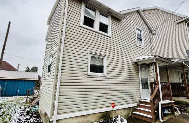 Photo of 58 W Broad Street