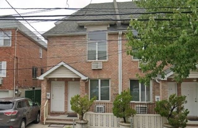 43-22 215 Place - 43-22 215 Pl, Queens, NY 11361