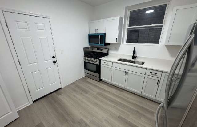 8044 S Maryland Avenue