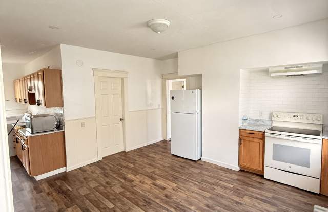 2 Chapin St
