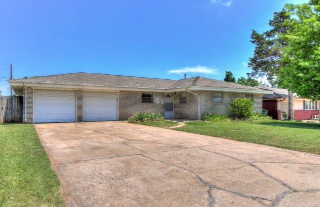 1304 Winnipeg Drive - 1304 Winnipeg Dr, Yukon, OK 73099