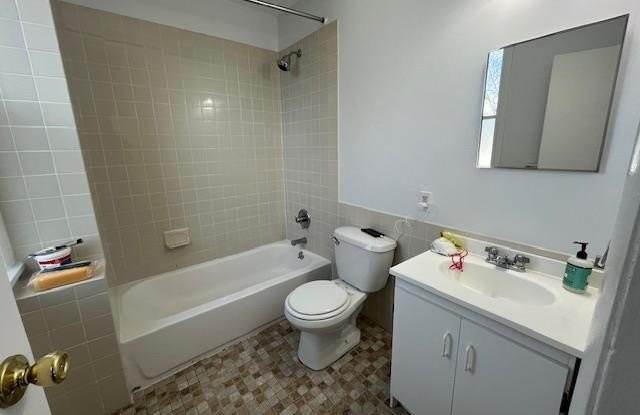 97 Audrey Avenue unit: 201