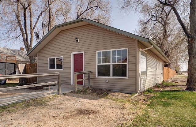 102 4th St - 102 4th Street, Dacono, CO 80514