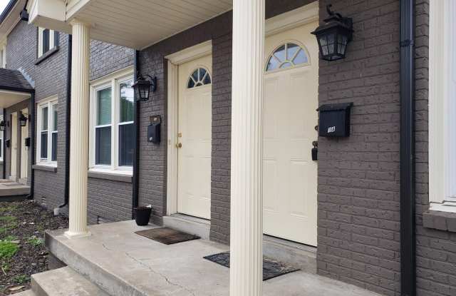 Photo of FULLY REMODELED! 2 Bed/1.5 Bath Townhouse! Water/Garbage Included! Walk to APSU!