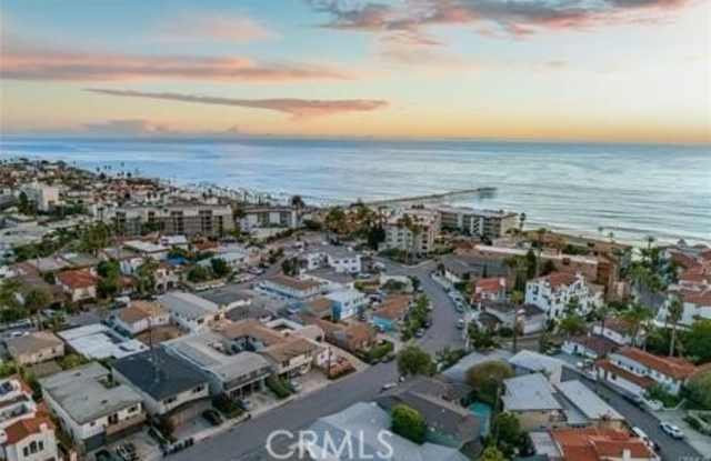 Photo of 325 W Avenida Palizada