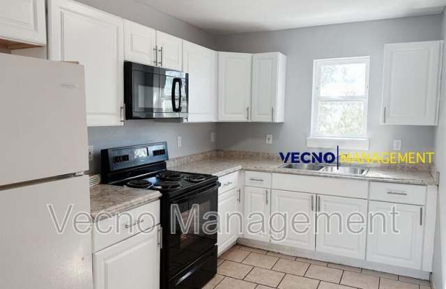 302 Cooper Street - 201