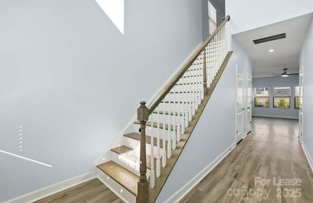 3909 Woodland View Drive