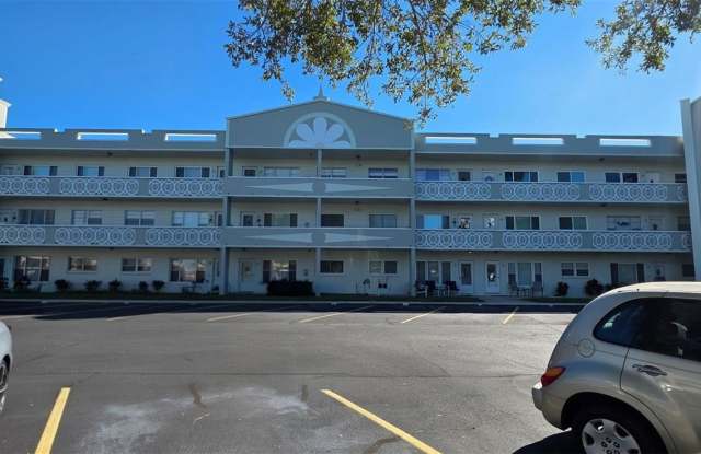 Photo of 2257 WORLD PARKWAY BOULEVARD W