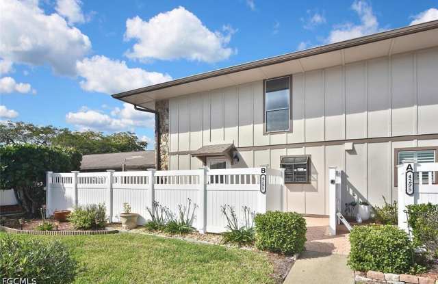 4295 Island Circle
