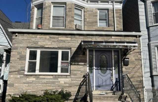 Photo of 192 Fairview Ave