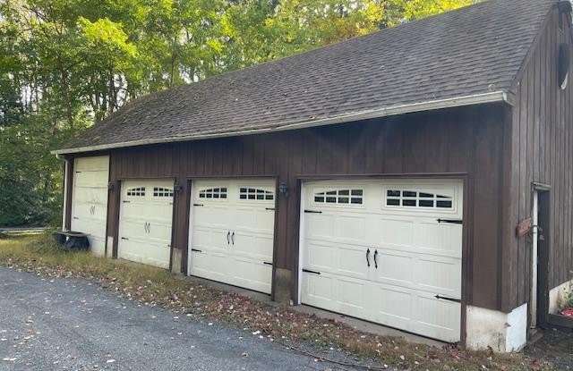 Photo of 3083 N SUGAN Road