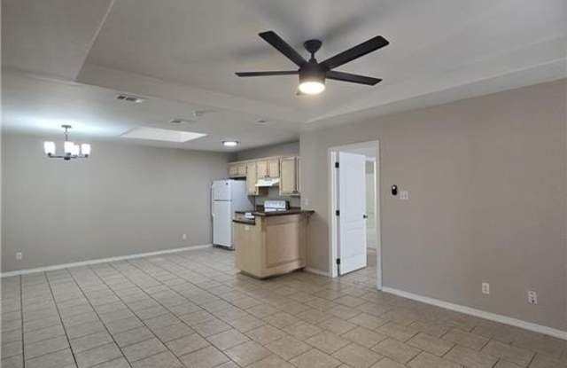 2314 W Stubbs Street unit: A