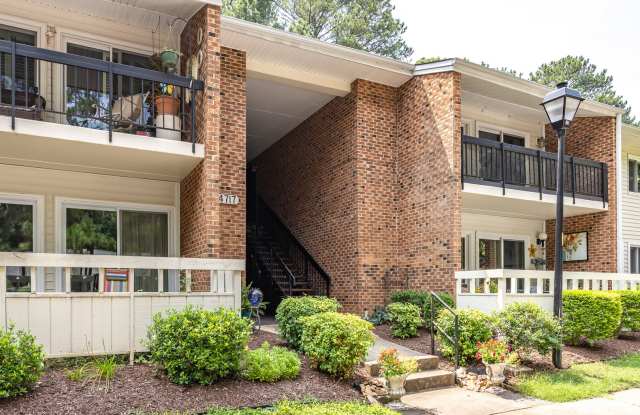 4717-G Edwards Mill Rd. - 3 be/2ba - Available Now!