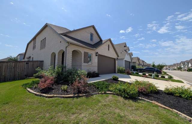 Photo of Less than a Mile to Gruene / Corner Lot/ Fridge Included /Tankless Water Heater/ Tons of Upgrades/ NBISD