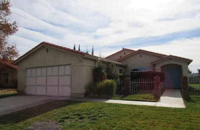 ***1730 HILLSIDE AVENUE - 1730 Hillside Avenue, Lancaster, CA 93535