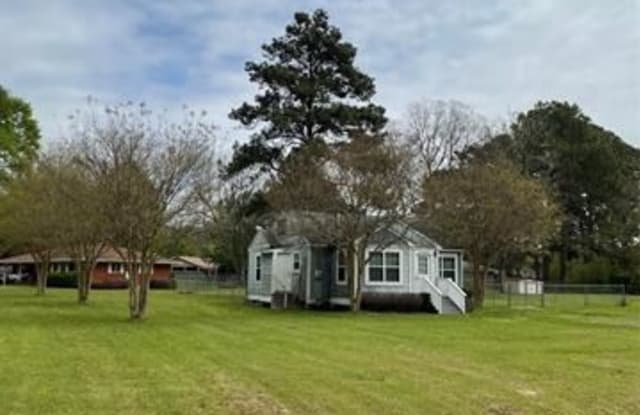 3242 Meriwether Rd - 3242 Meriwether Road, Shreveport, LA 71108