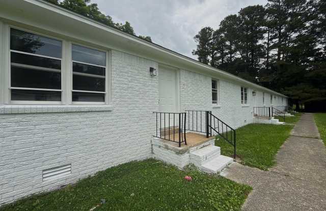 811 Scott #4, Brownsville