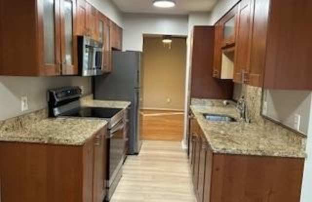 Photo of 3113 CHERRY Road NE unit: 33