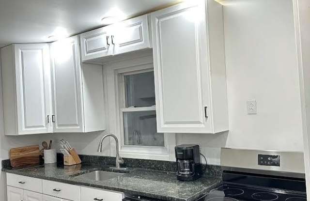 3416 GROVETON Street