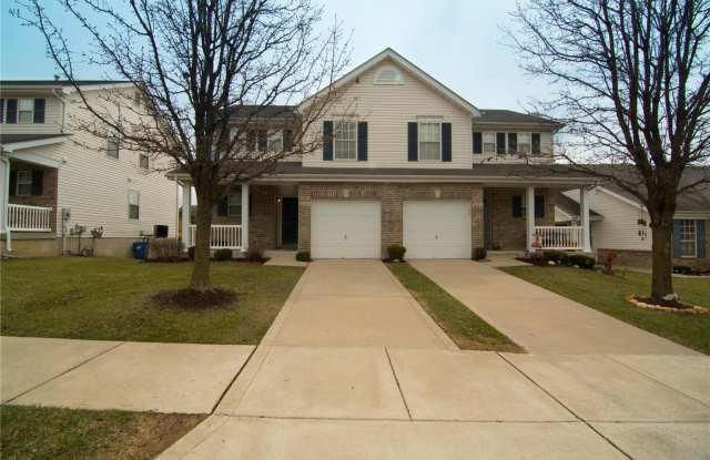 4930 Hurstborough - 4930 Hurstborough Court, Hazelwood, MO 63042