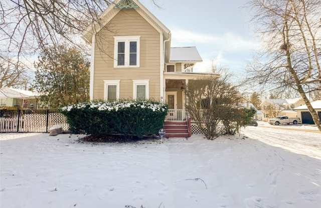 Photo of 41 W Buffalo Street