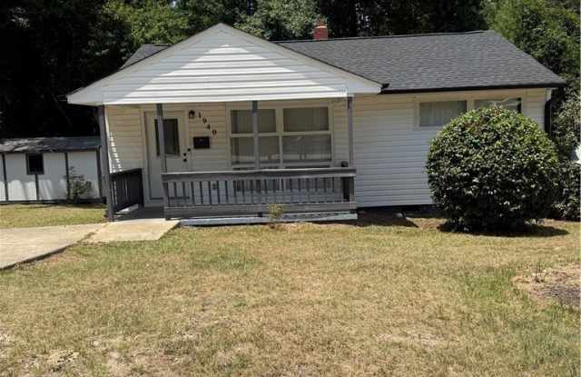 1940 Spruce Street