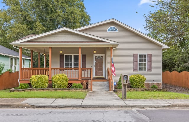 622 N Highland Park Ave - 622 North Highland Park Avenue, Chattanooga, TN 37404