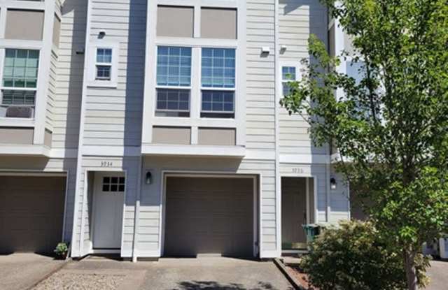 3934 SW 182nd Place - Beautiful and Inviting Townhome! - 3934 Southwest 182nd Place, Aloha, OR 97078