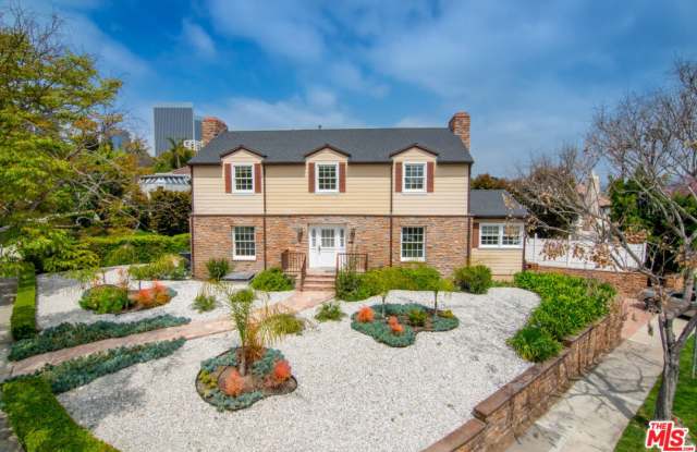 1225 Beverly Green Dr