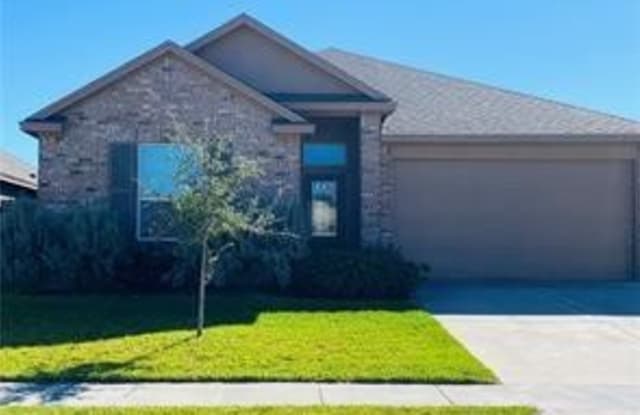 2211 Tallow Dr - 2211 Tallow Drive, Portland, TX 78374