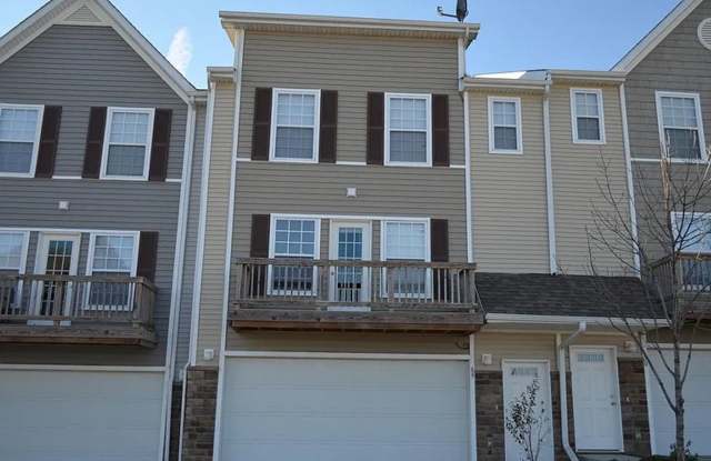 Townhouse Available for Rent In Grimes