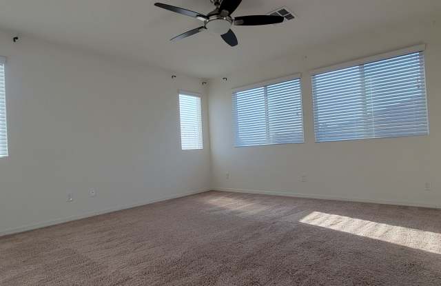 Photo of 1362 Bear Brook Avenue, Henderson, Nevada 89074