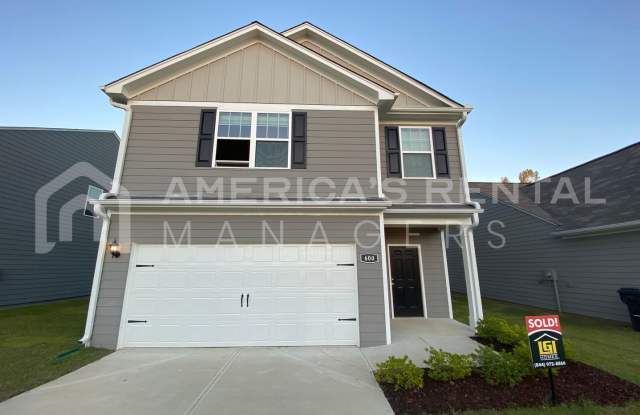 Photo of Large, Beautiful Home for Rent in Springville! Available to View Now!!!