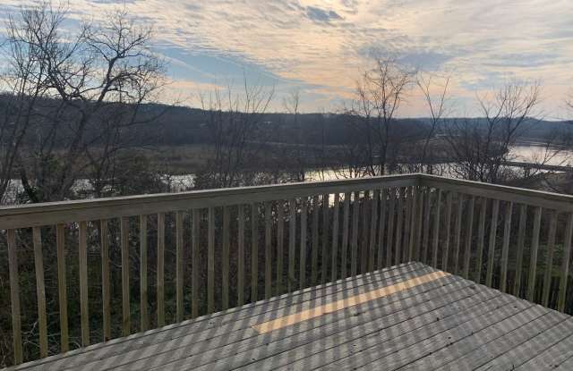 Photo of Duplex Available in Forsyth!