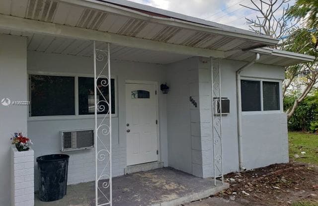 3331 SW 22nd Ter - 3331 SW 22nd Ter, Miami, FL 33145