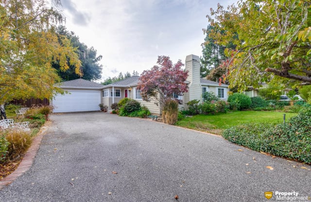 860 Clinton Rd - 860 Clinton Road, Los Altos, CA 94024