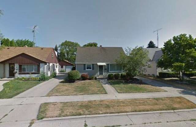 2008 28th Street