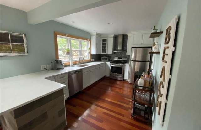 4908 Lauderdale Avenue