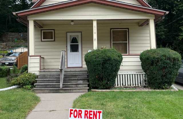 Photo of 610 Franklin Avenue