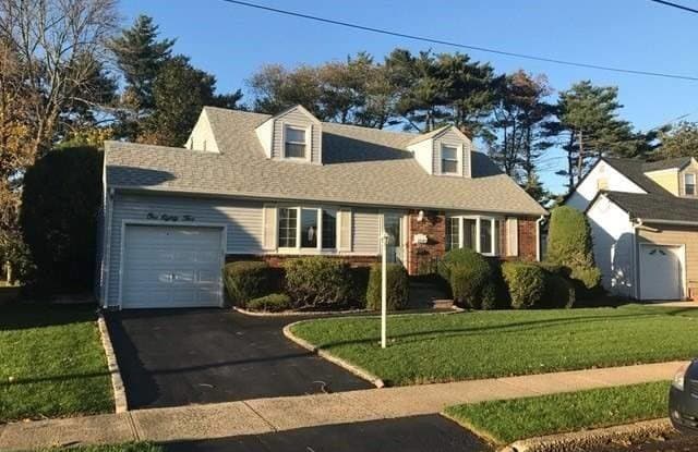 185 Ava Dr - 185 Ava Drive, East Meadow, NY 11554