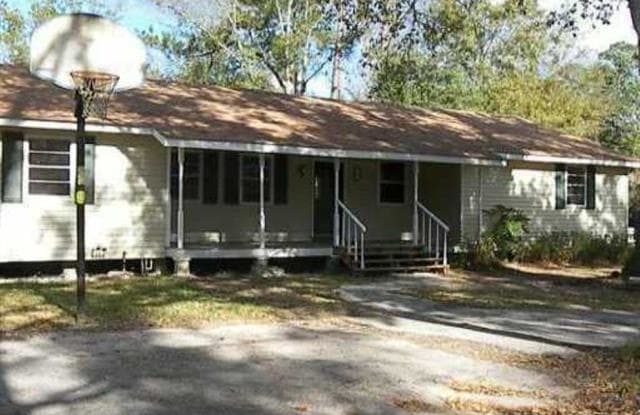 2008 Robin St - 2008 Robin Street, St. Tammany County, LA 70460