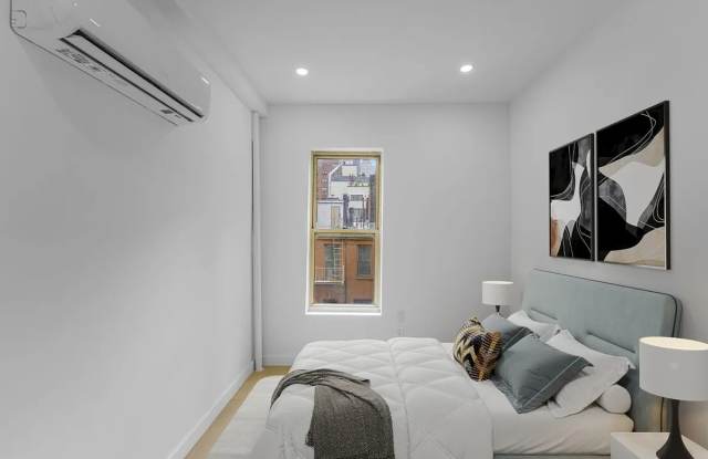 246 E 53rd St Apt 5B