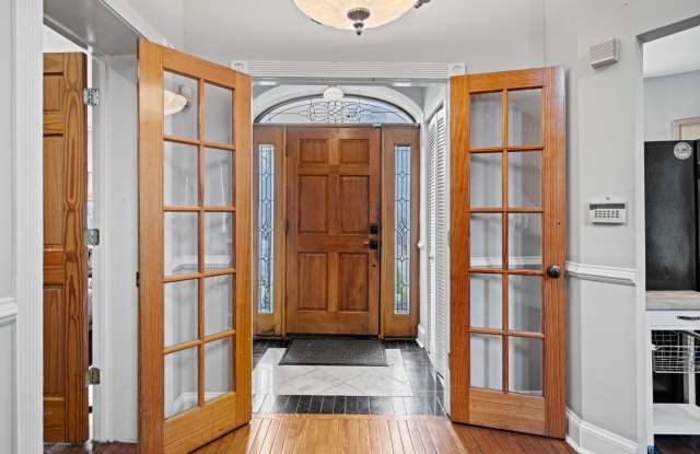547 Florida Ave NW, 6